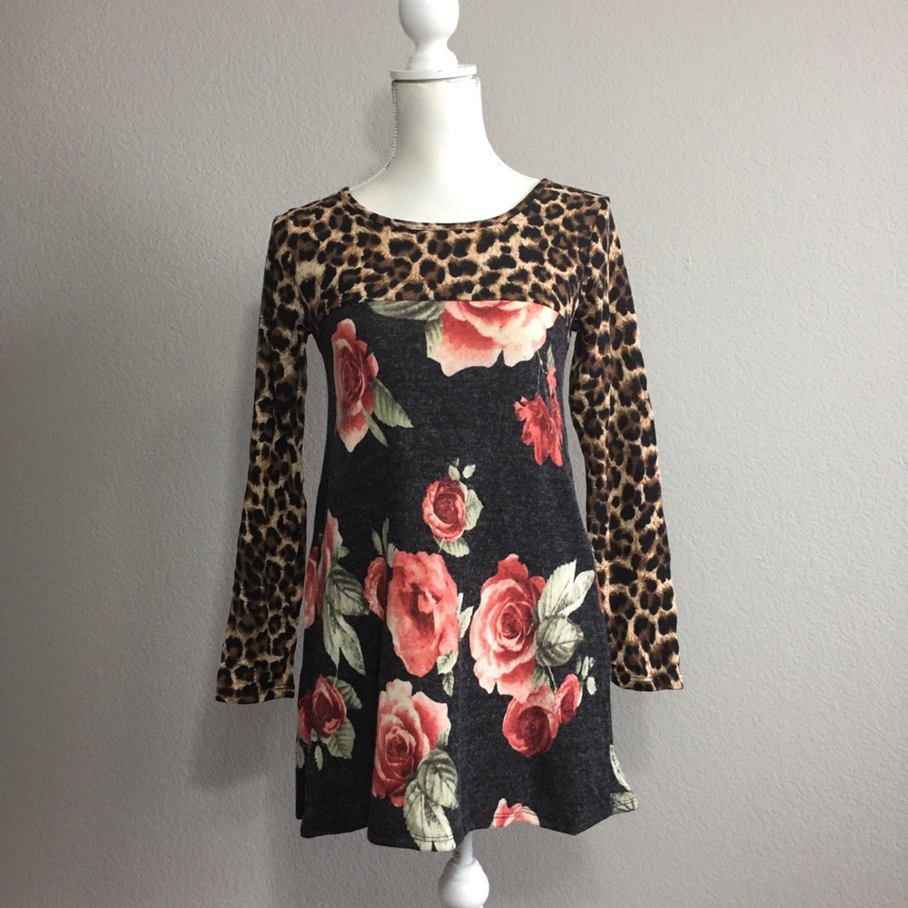 Lilypad Wild Rose Tunic